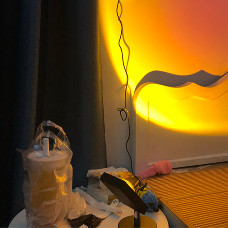 GlowBright - Retro Sunset Table Lamp for Bedroom & Living Room Ambiance 3